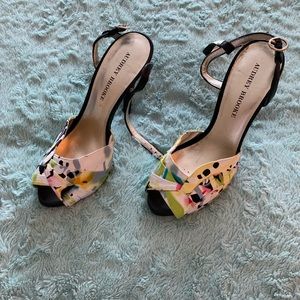 Sexy floral pumps
